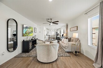 7207 Clover Chase Dr in Katy, TX - Foto de edificio - Building Photo