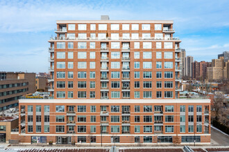 Webster Square Condominiums in Chicago, IL - Building Photo - Building Photo