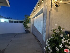 1060 W 210th St in Torrance, CA - Building Photo - Building Photo