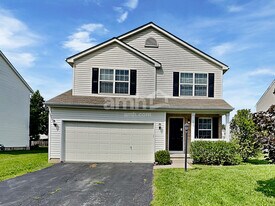 1521 McKinney Ln in Pataskala, OH - Building Photo