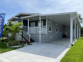 4584 Jill Pl in Greenacres, FL - Building Photo