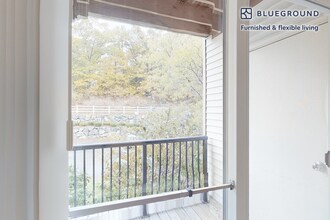100 Lexington Ridge Dr, Unit FL1-ID3128A in Lexington, MA - Building Photo - Building Photo