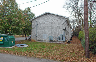 328 Dahlia Dr in Knoxville, TN - Building Photo - Building Photo