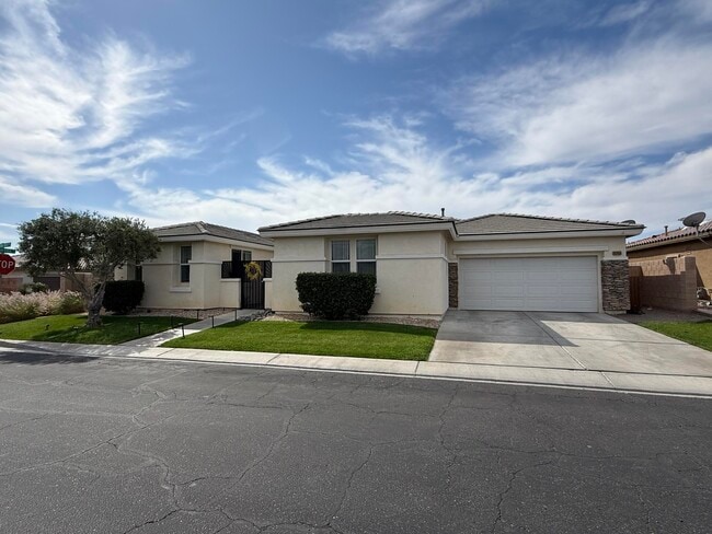 property at 83453 Lonesome Dove Rd