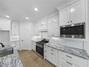 720 Marianne St in Bentonville, AR - Building Photo - Building Photo