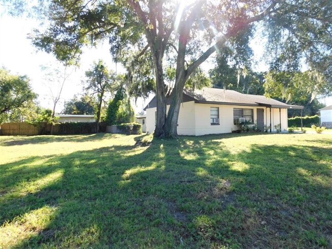 property at 1502 Silver Star Rd