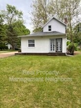 217 W Marshall St in Hastings, MI - Building Photo - Building Photo