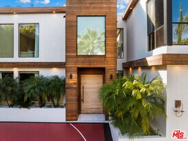 4841 Alonzo Ave in Los Angeles, CA - Building Photo