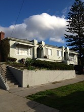 1975 Courtland Ave in Oakland, CA - Building Photo - Building Photo