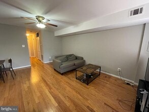 8413 Alameda Ct in Alexandria, VA - Building Photo - Building Photo