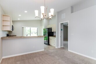 206 San Lorenzo Ct in Bradenton, FL - Building Photo - Building Photo