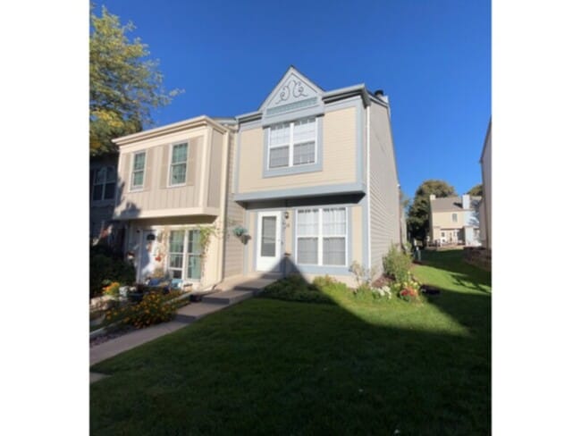 property at 3610 Queen Anne Way