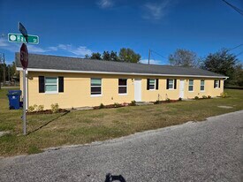 803 E Hart St, Unit 805 (right) in Groveland, FL - Building Photo