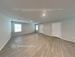 7310 Adaja Riv in San Antonio, TX - Building Photo - Building Photo