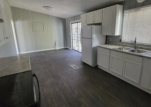 646 Piermont St in Jackson, MS - Building Photo - Building Photo
