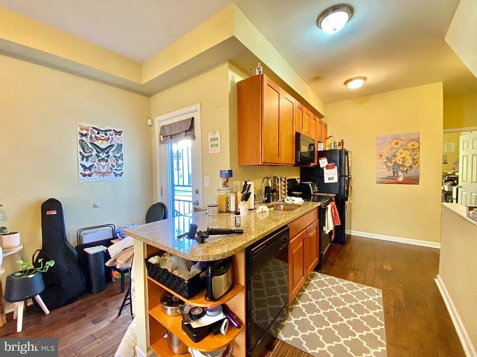 1618 Page St in Philadelphia, PA - Building Photo