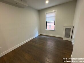 270 Newbury St in Boston, MA - Building Photo - Building Photo