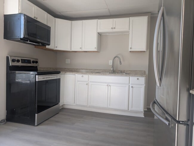 property at 502 Marion St