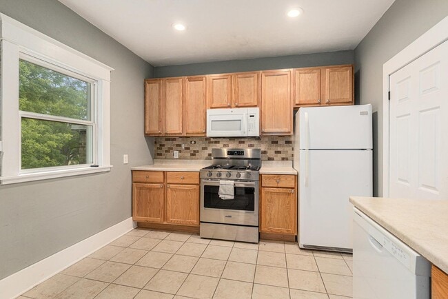 1110 3rd St NW in Grand Rapids, MI - Building Photo - Building Photo