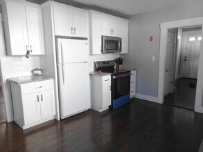 26 Ellis Ave in Marlborough, MA - Building Photo - Building Photo