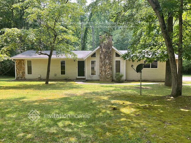property at 2305 Reynolds Rd SW