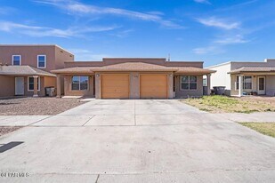 5740 Saluki Dr in El Paso, TX - Building Photo