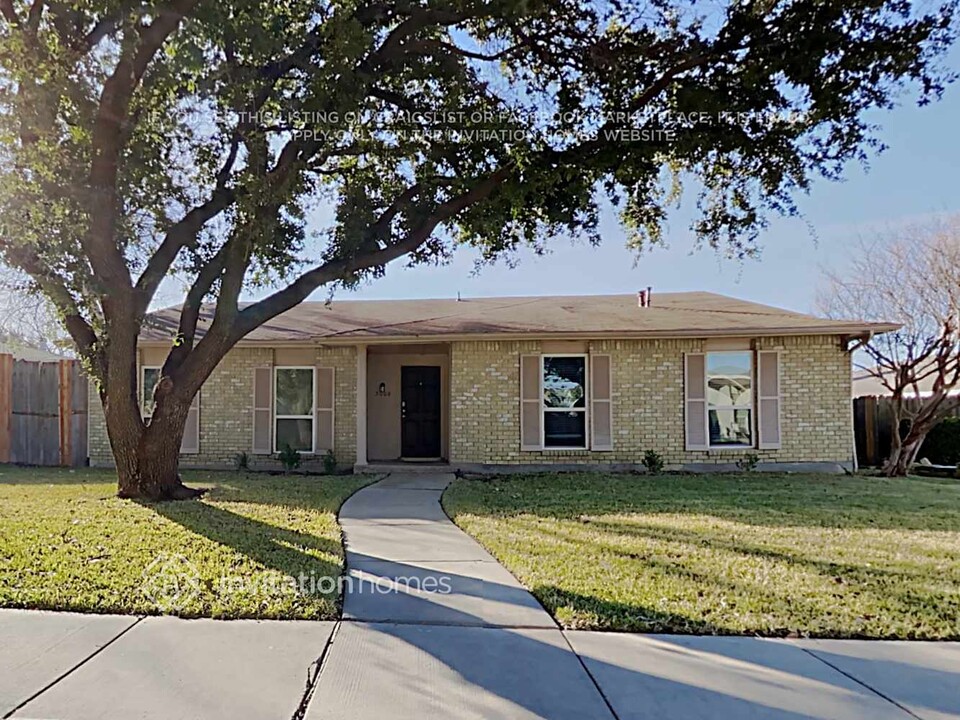 5008 Strickland Ave in The Colony, TX - Building Photo