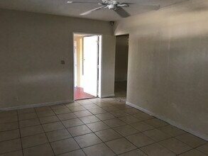 1640 NW 9th Ave in Fort Lauderdale, FL - Foto de edificio - Building Photo
