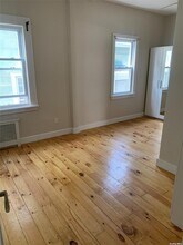 42 Georgia Ave-Unit -main in Long Beach, NY - Building Photo - Building Photo