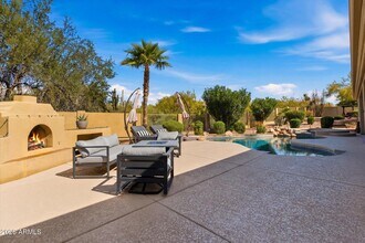 8044 E Tether Trail in Scottsdale, AZ - Building Photo - Building Photo