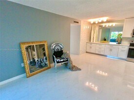 4760 NW 102nd Ave in Doral, FL - Building Photo
