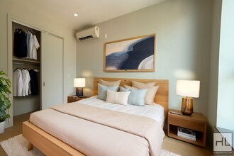 Frost Street #2, Unit 2 in Brooklyn, NY - Foto de edificio - Building Photo