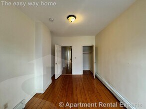 61 Webster Ave in Somerville, MA - Building Photo - Building Photo