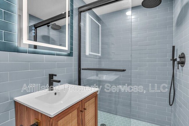 4011 36th Ct in West Palm Beach, FL - Building Photo - Building Photo