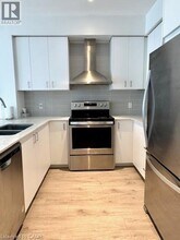 15 Glebe St in Cambridge, ON - Building Photo - Building Photo