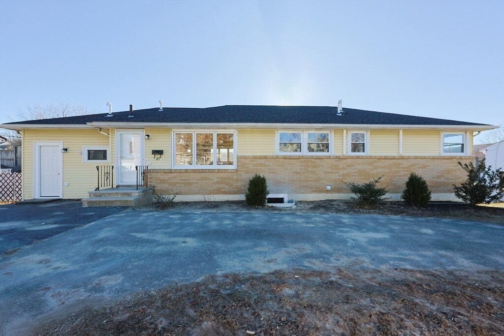 20 Festa Rd in Revere, MA - Building Photo