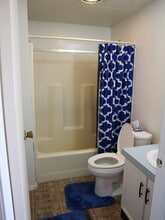 17182 Sweet Briar Rd in Lewes, DE - Foto de edificio - Building Photo