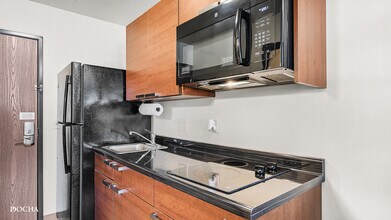 1000 Kilbery Ln in North Aurora, IL - Building Photo - Building Photo