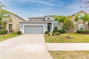 16543 Myrtle Sand Dr in Wimauma, FL - Building Photo