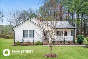 241 Sommerset Dr in Clayton, NC - Building Photo