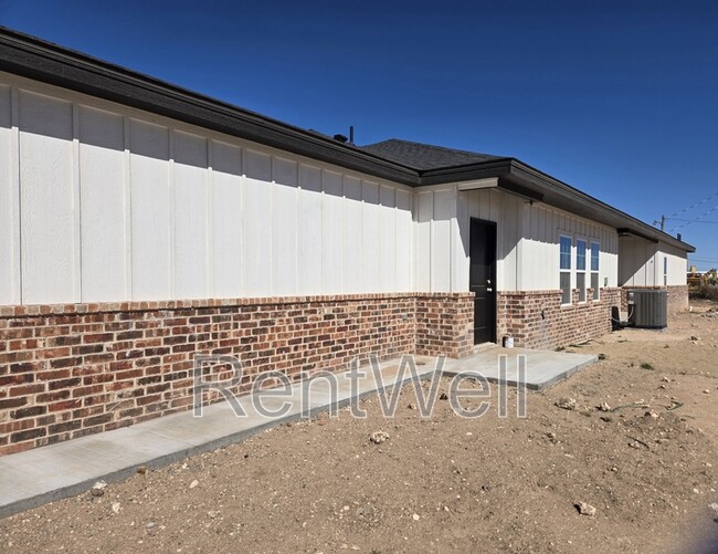 109 Locust St in Idalou, TX - Building Photo - Building Photo