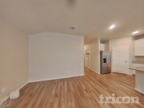 5807 Noah Pl in Saint Hedwig, TX - Building Photo - Building Photo