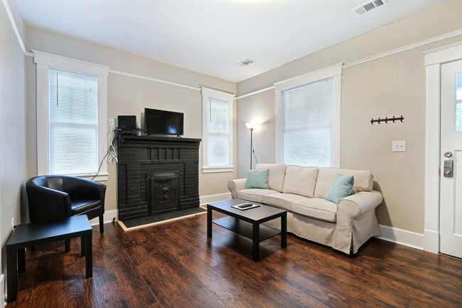 1107 E 41st St in Savannah, GA - Building Photo - Building Photo