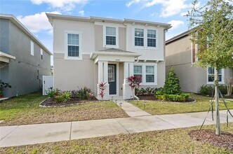 11842 Sunsail Ave in Orlando, FL - Building Photo - Building Photo