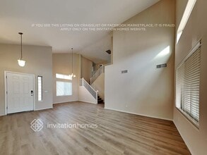 5307 W T Ryan Ln in Phoenix, AZ - Foto de edificio - Building Photo