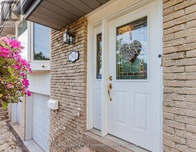 2903 Salerno Crescent in Mississauga, ON - Building Photo - Building Photo