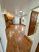 37 Independence St, Unit 2R in White Plains, NY - Building Photo - Building Photo