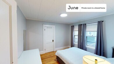11 Governor Winthrop Rd in Boston, MA - Building Photo - Building Photo