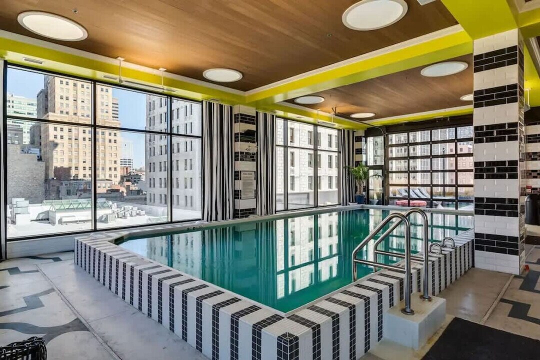 309 Vine St in Cincinnati, OH - Building Photo