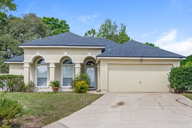 property at 9202 Dale View Ln W